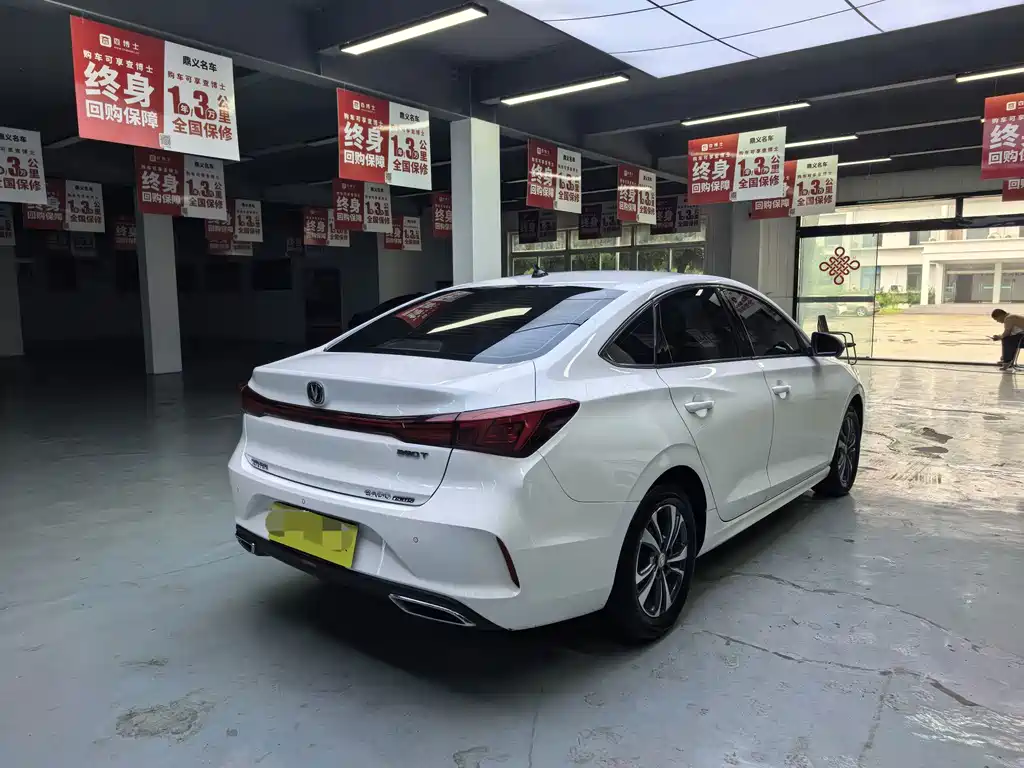 Changan Eado — миниатюра 8