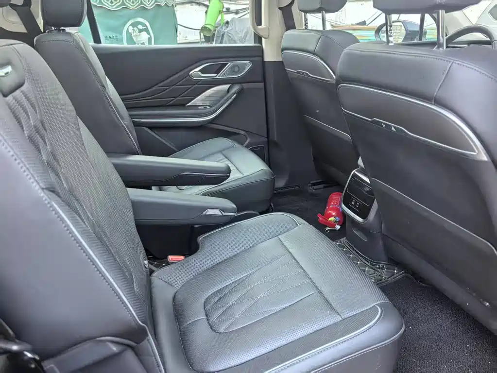 Hongqi HS7 PHEV 2024 2.0T PHEV 6 мест