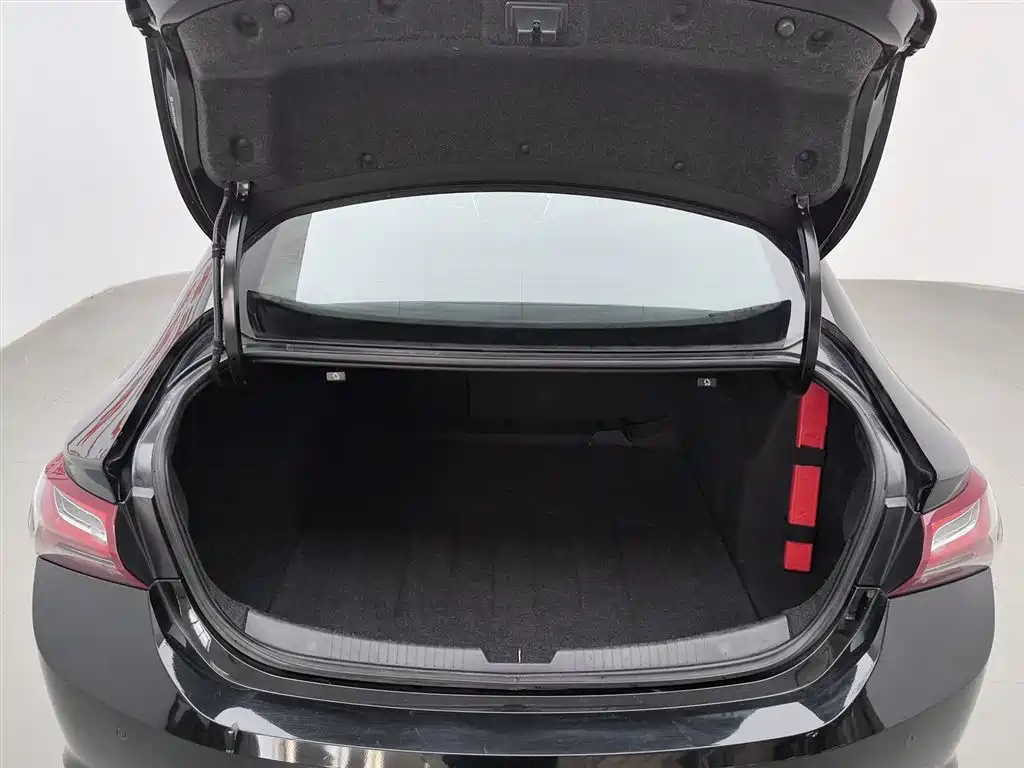 CHEVROLET MAI RUIBAO XL