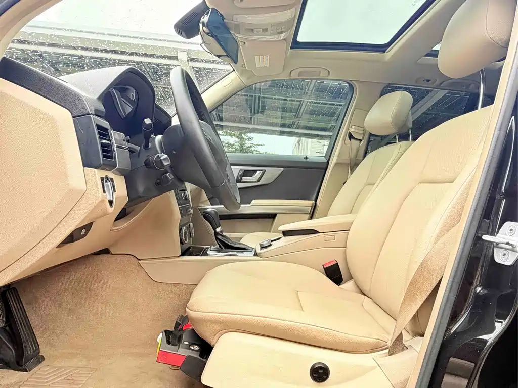 Mercedes-Benz GLK-Class — миниатюра 12