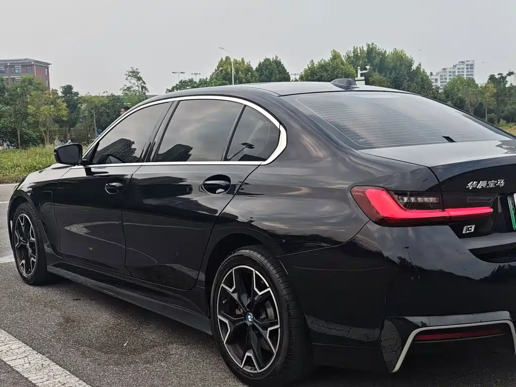 BMW i3 — миниатюра 2