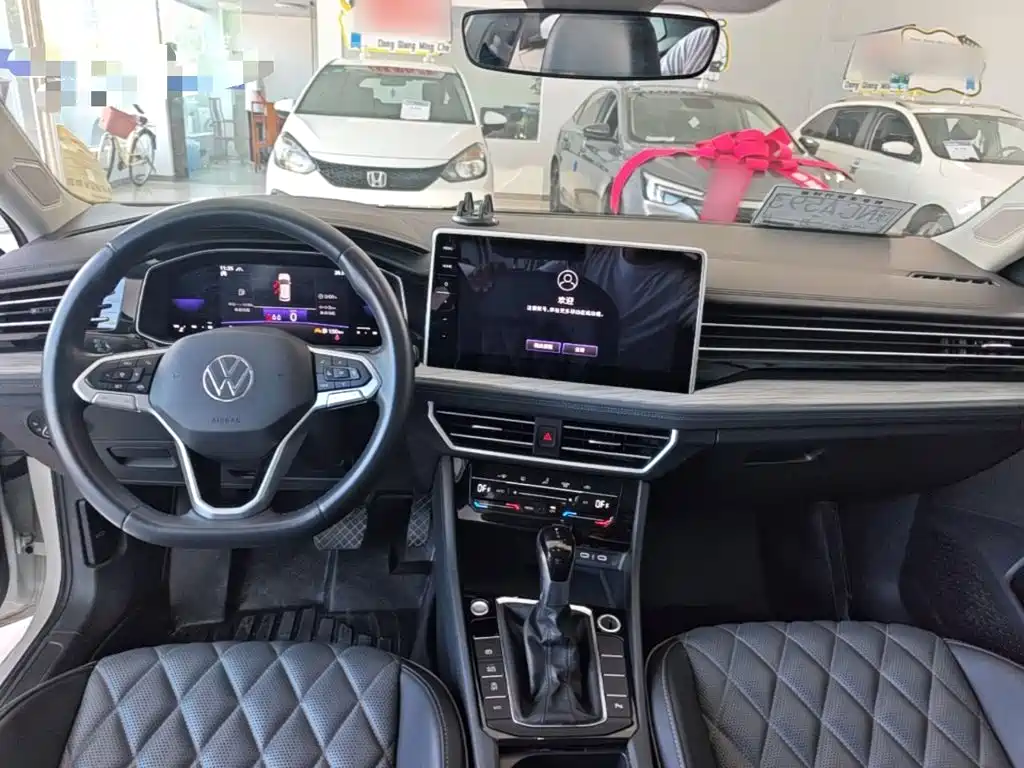 Volkswagen Sagitar — миниатюра 10