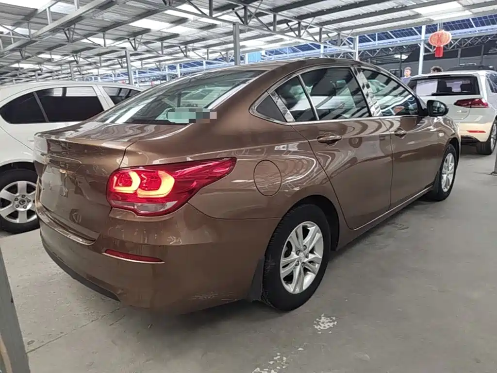 Chevrolet Cavalier — миниатюра 7