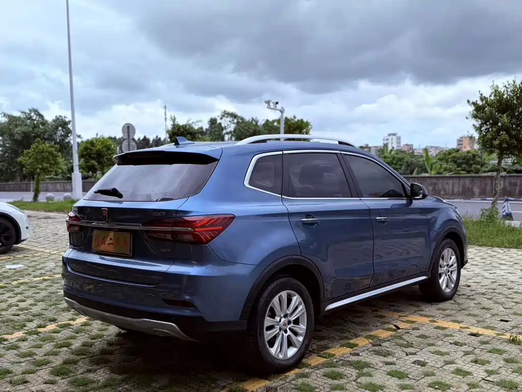 Roewe RX5 — миниатюра 4