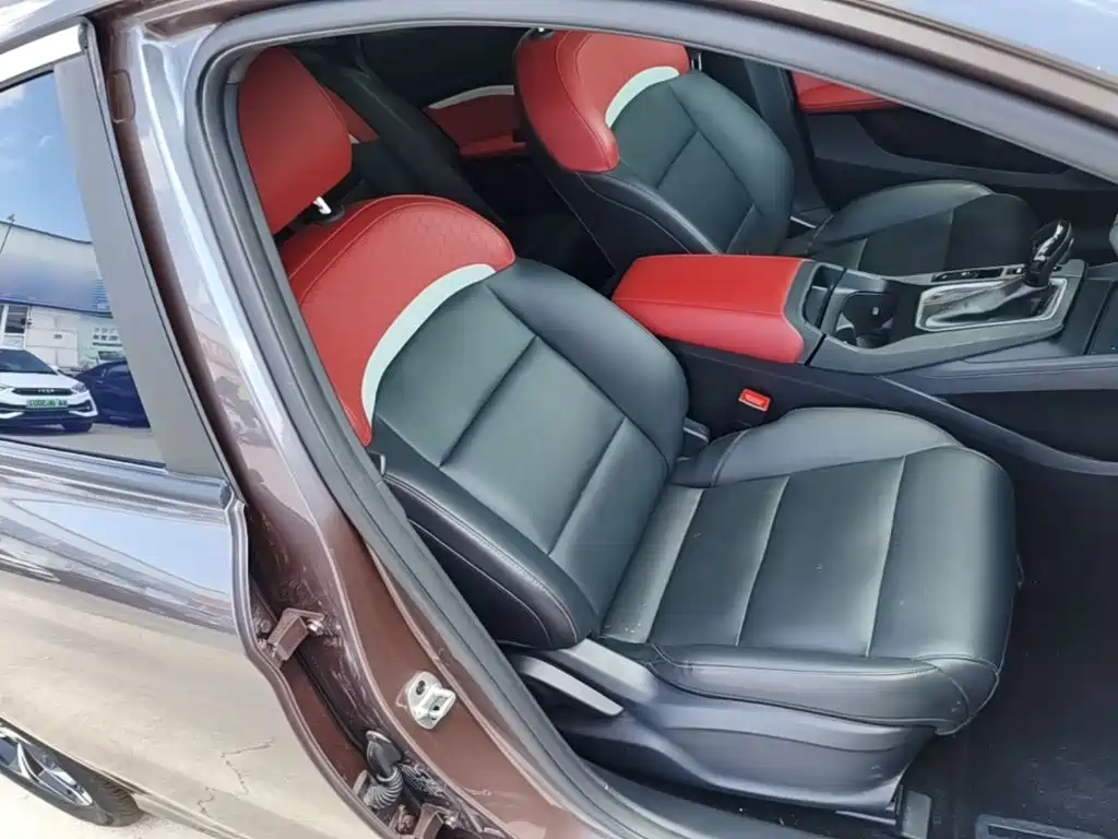 MG MG5 — миниатюра 25