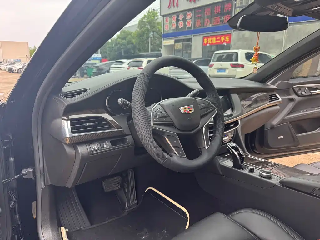 Cadillac CT6 — миниатюра 4