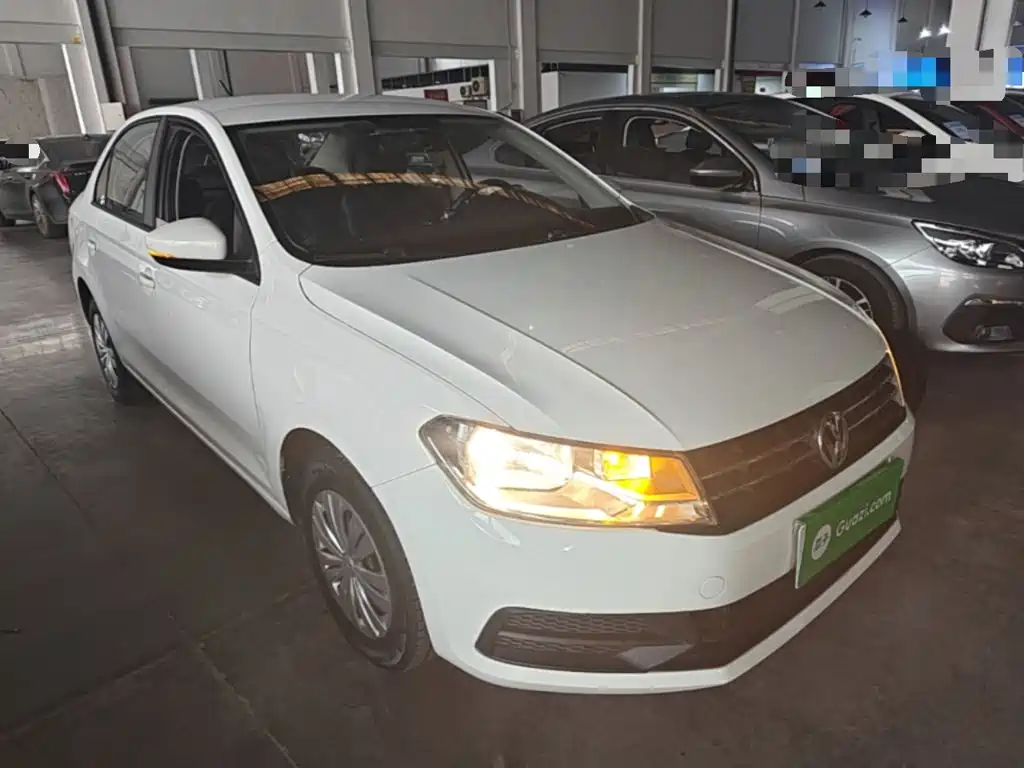Volkswagen Santana — миниатюра 4