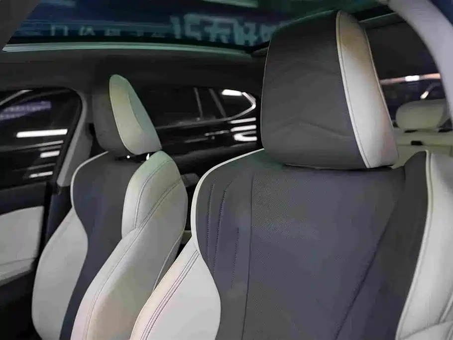 BMW 2 Series — миниатюра 7
