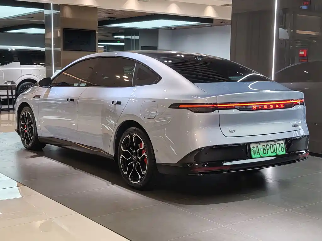 Nissan N7 — миниатюра 6