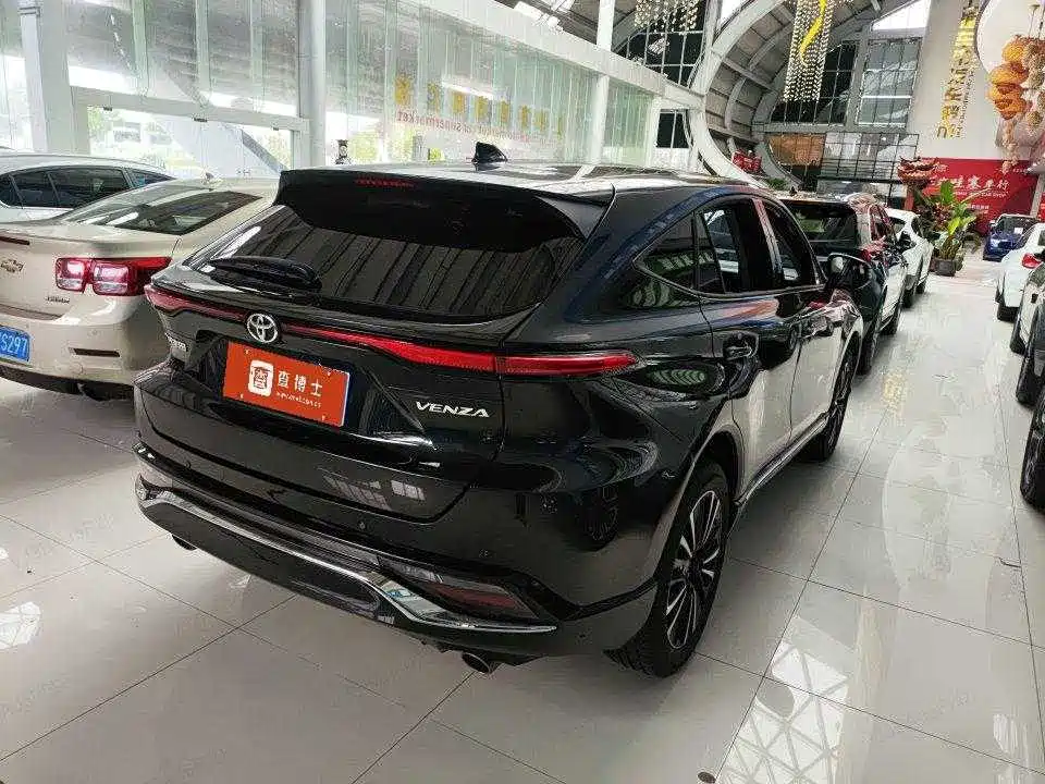 Toyota Venza — миниатюра 2