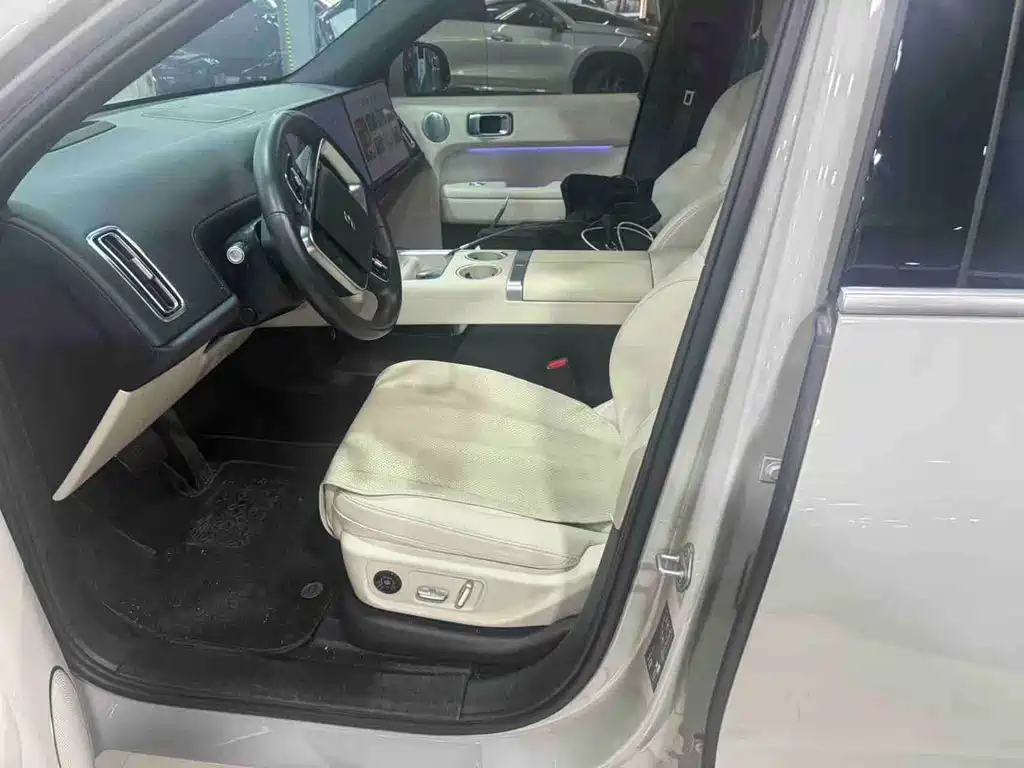 Li Auto Li L6 — миниатюра 2