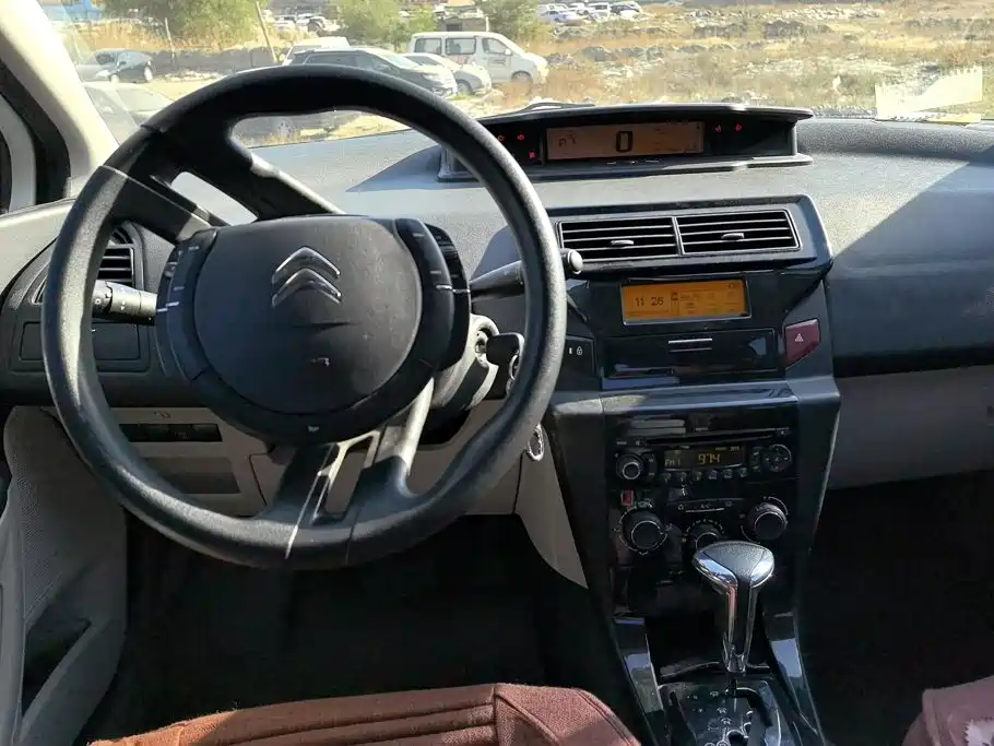 Citroen C-Quatre — миниатюра 12