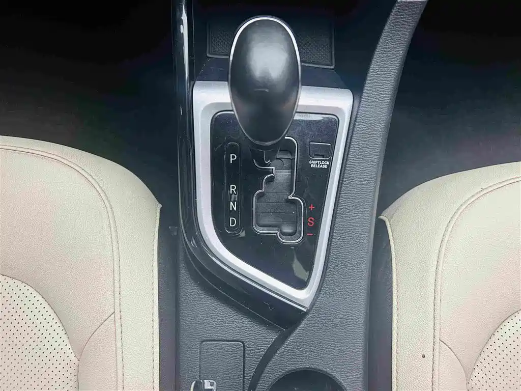 Changan V7 — миниатюра 18