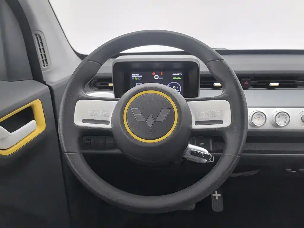 Wuling MINIEV — миниатюра 11