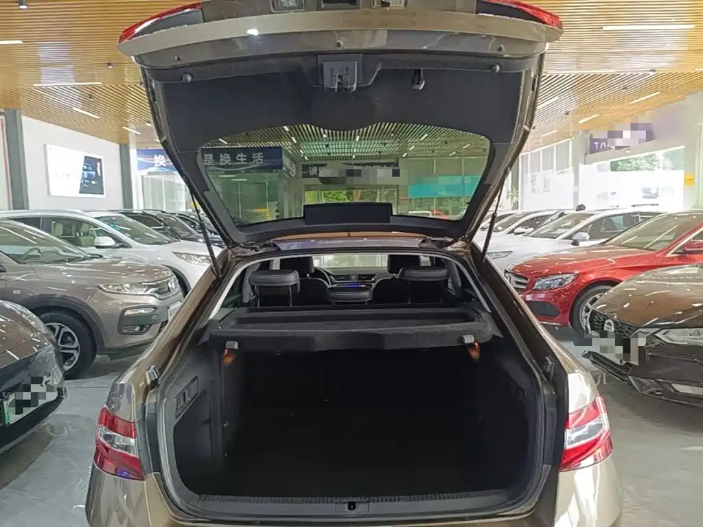Skoda Superb — миниатюра 19