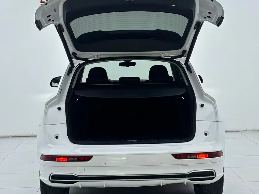 Audi Q5L — миниатюра 12