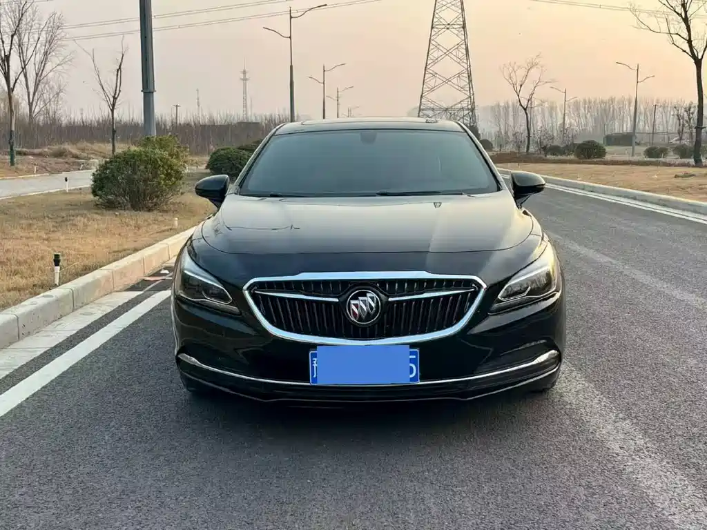 BUICK LACROSSE