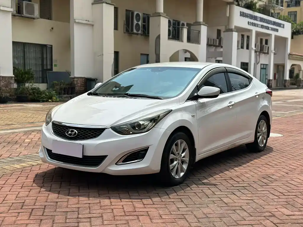 Hyundai Elantra Langdong