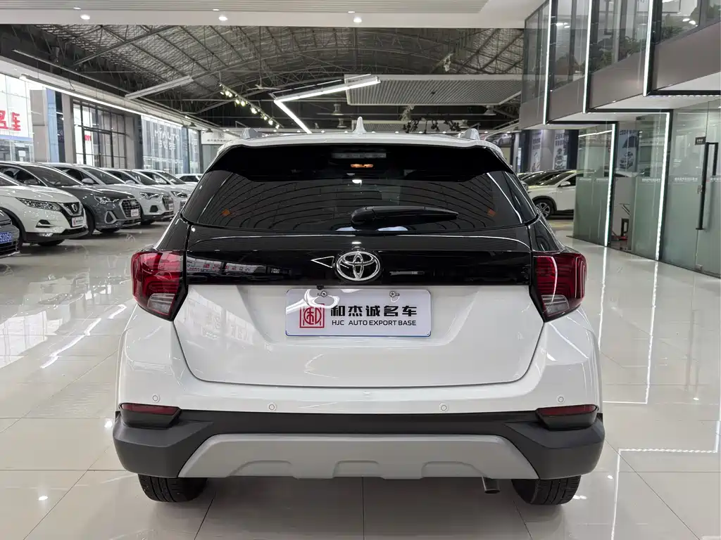 TOYOTA YARIS L ZHIXUAN