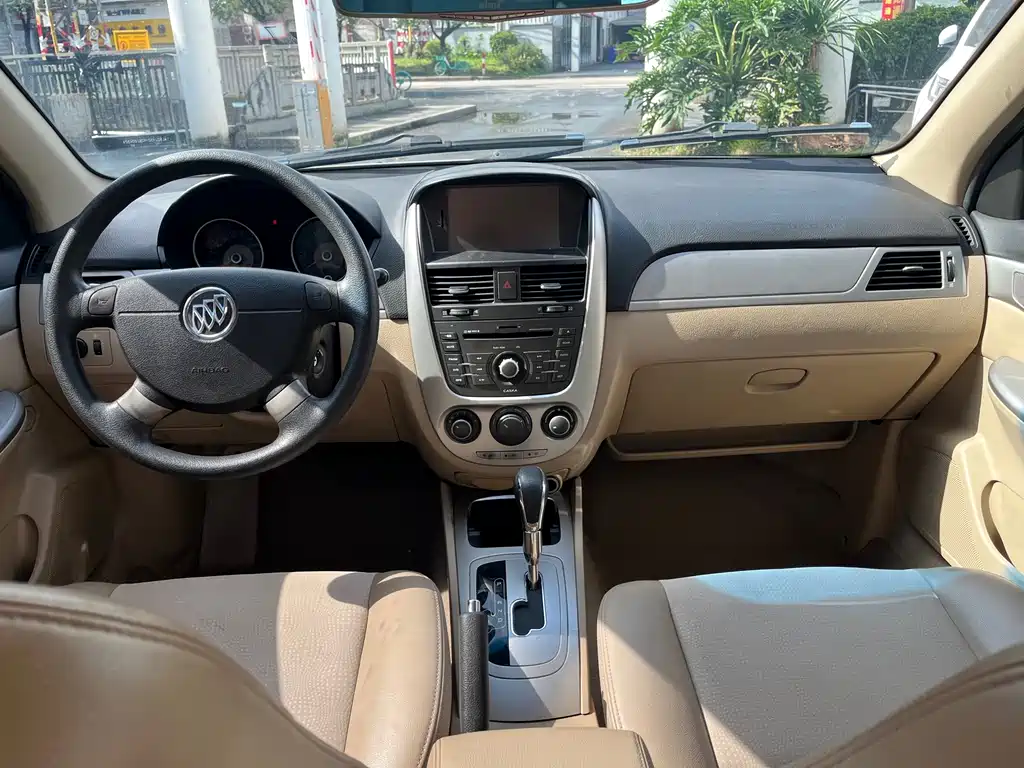 Buick Excelle — миниатюра 13