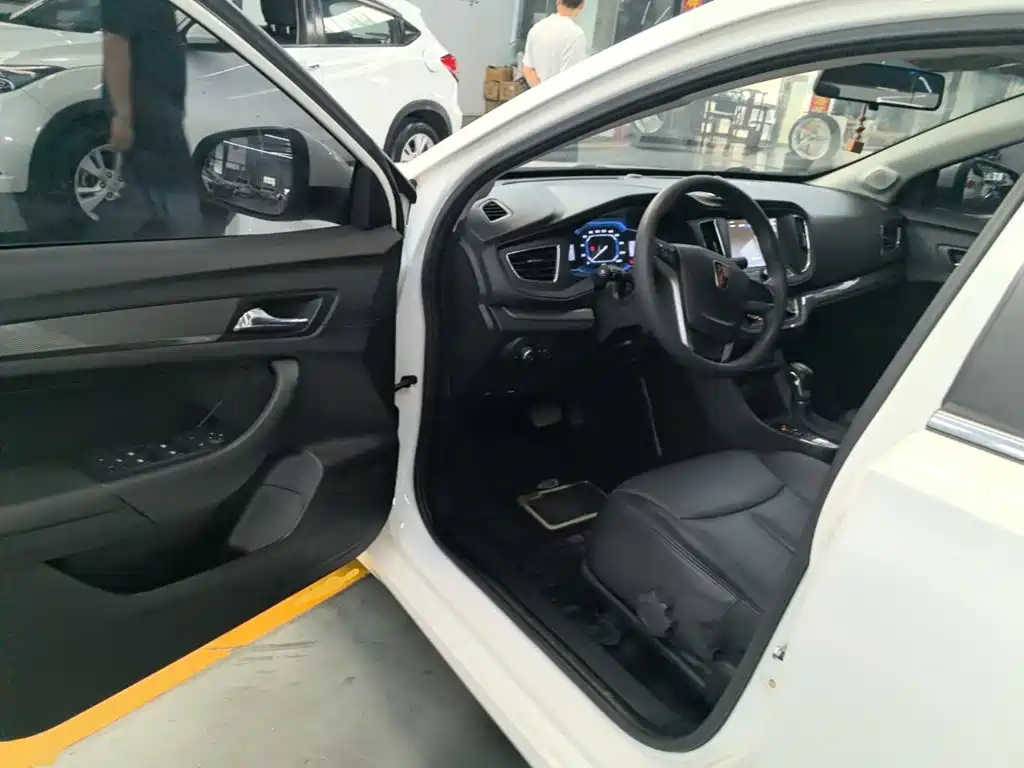 Roewe 360 — миниатюра 16