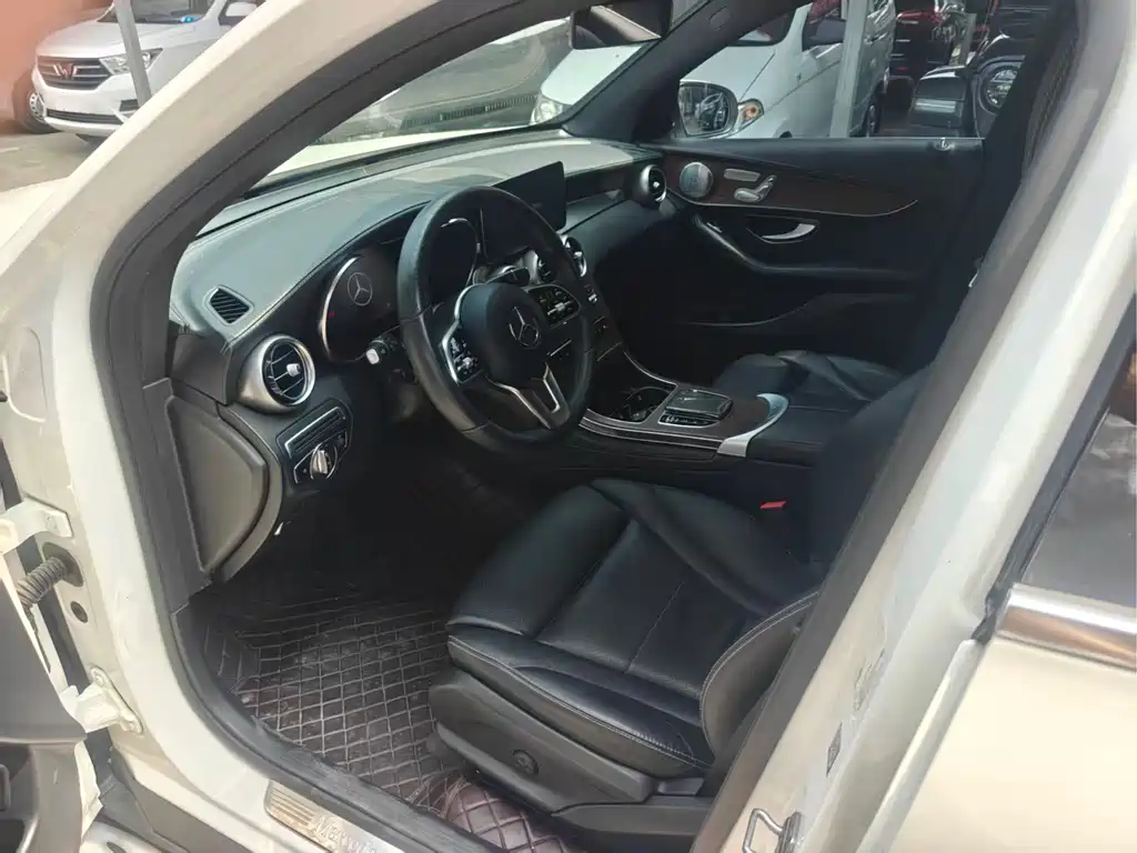 Mercedes-Benz GLC 2021 GLC 300 L 4MATIC