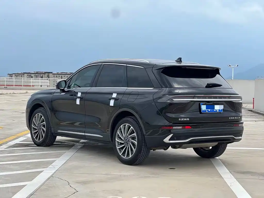 Lincoln Corsair — миниатюра 12