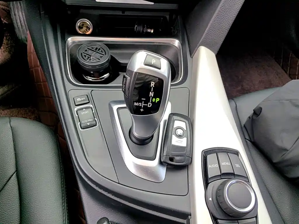 BMW 3 Series — миниатюра 14