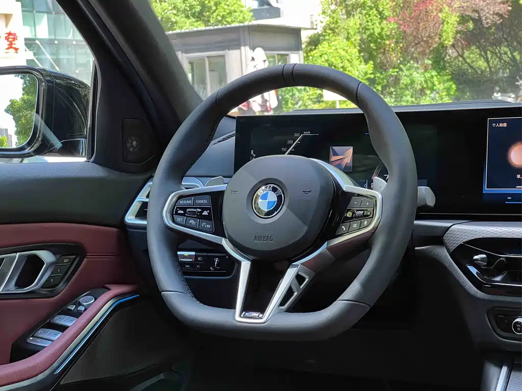 BMW 3 Series — миниатюра 17