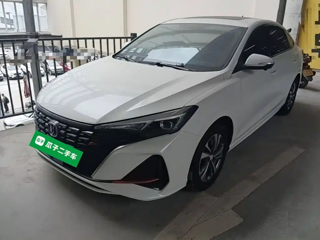 Changan Eado — миниатюра 2