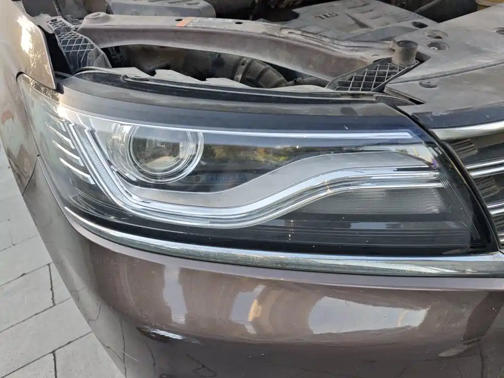 Roewe RX5 — миниатюра 7