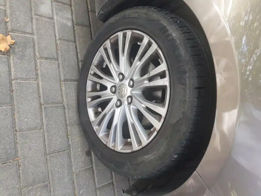Buick Excelle — миниатюра 6