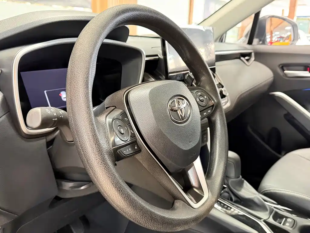 Toyota Frontlander — миниатюра 7