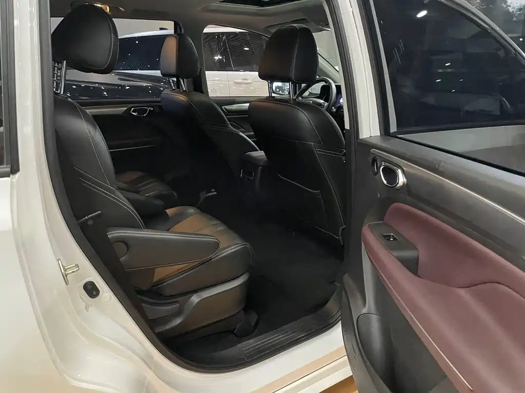 GAC Motor Trumpchi M6 — миниатюра 7