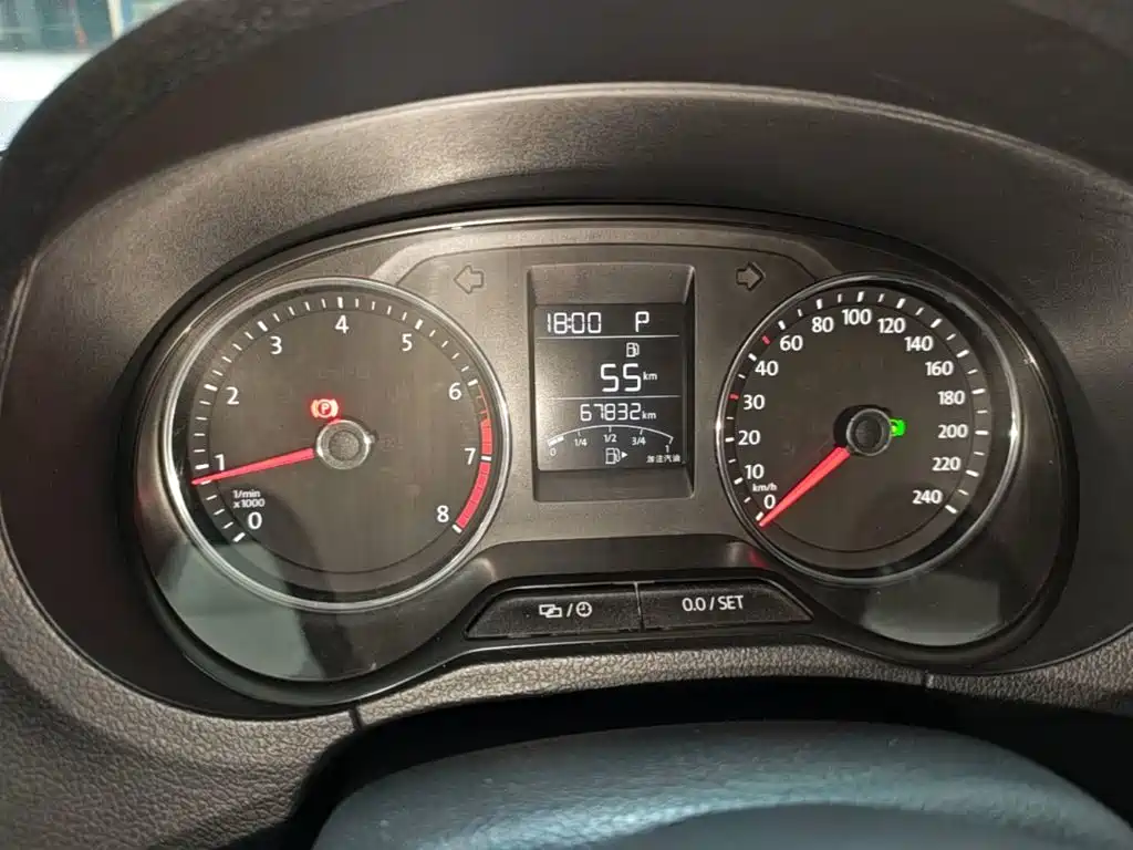 Volkswagen Polo — миниатюра 12