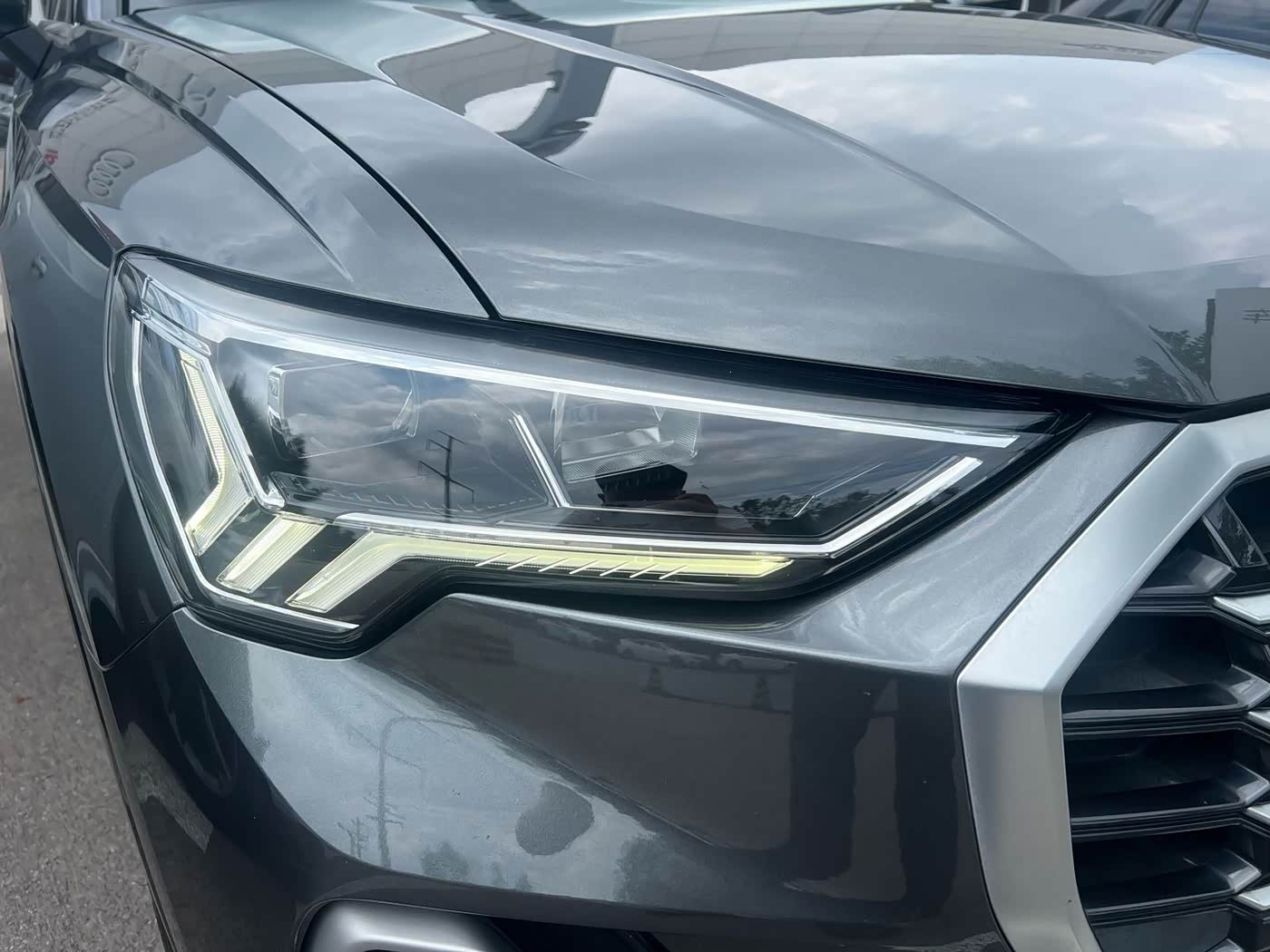 Audi Q2L 1.4 л 2021 г. Серебристо-серый, пробег 37000 км