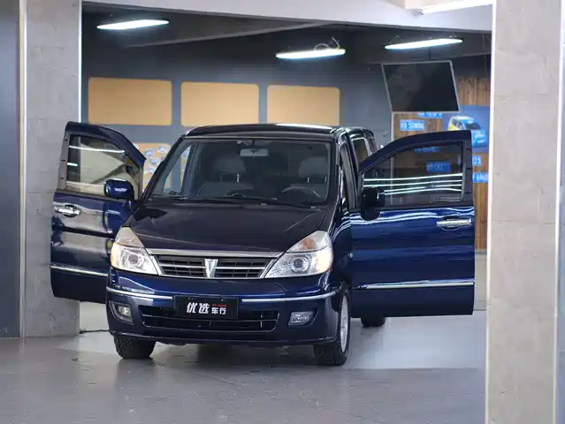 Dongfeng Yuxuan