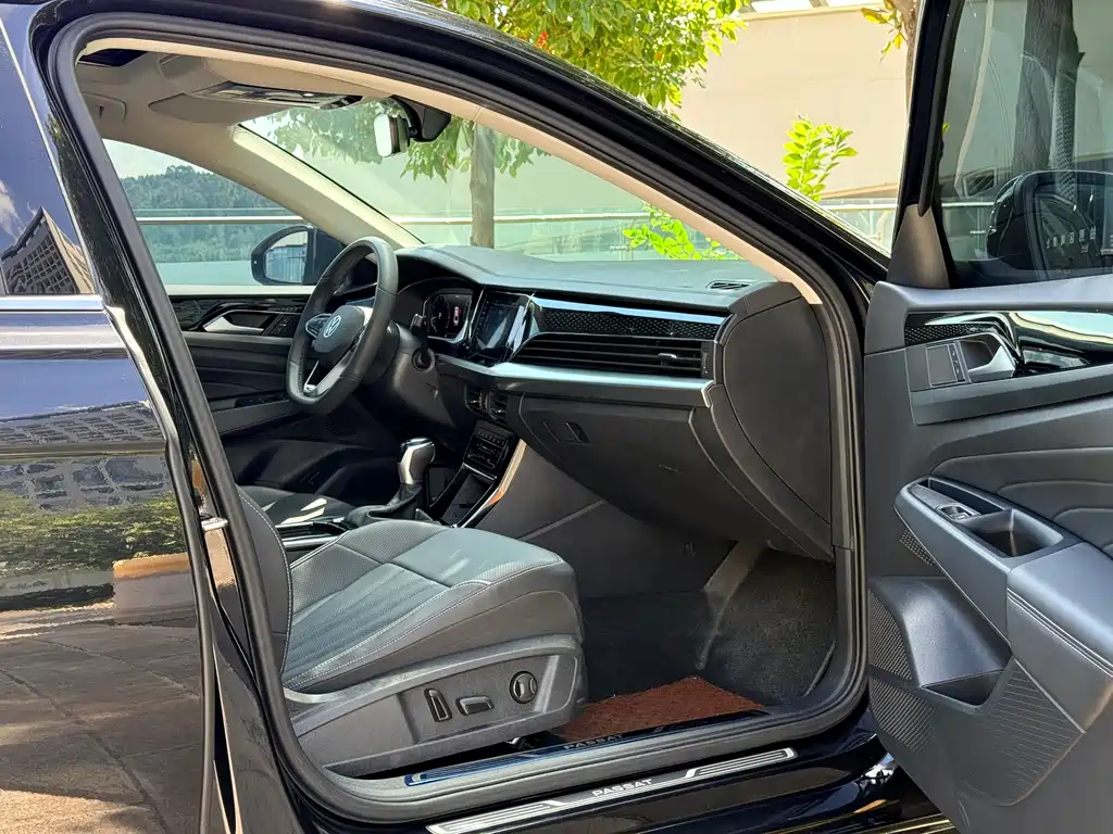 Volkswagen Passat — миниатюра 10