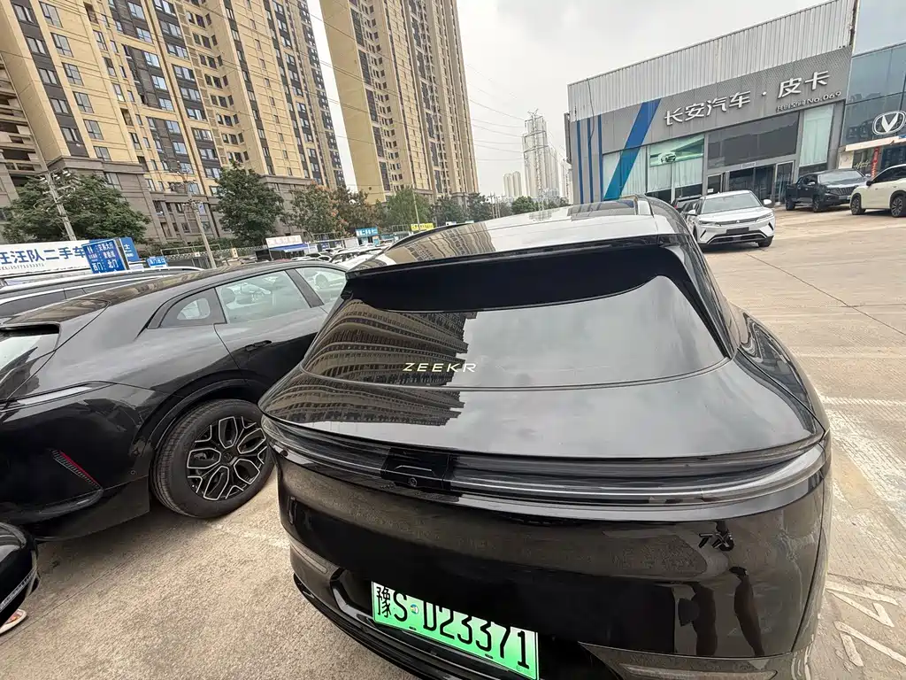 Zeekr 7X — миниатюра 8