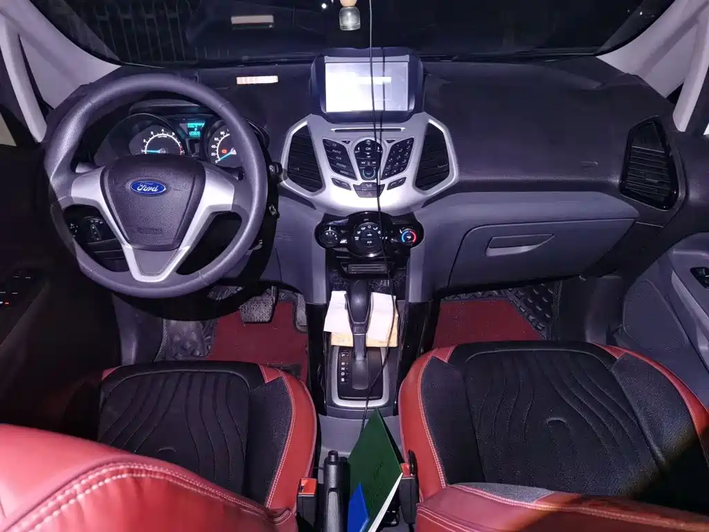 Ford Ecosport — миниатюра 10