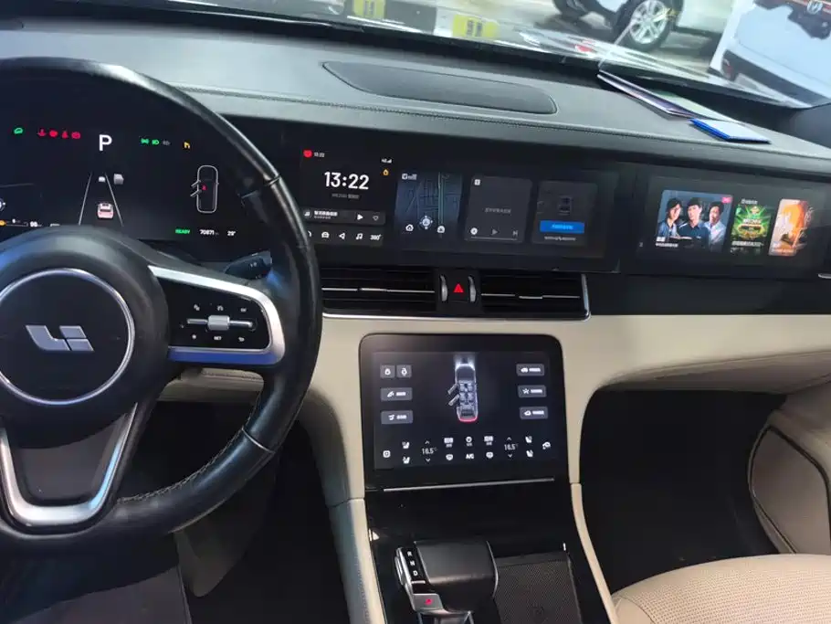 Li Auto Li ONE — миниатюра 12