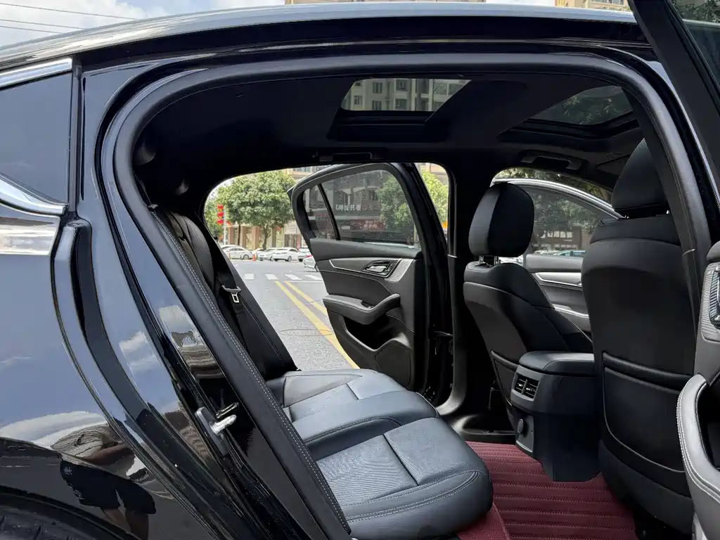 Cadillac CT5 — миниатюра 22