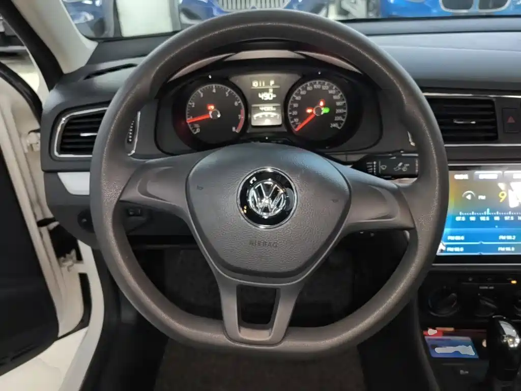 Volkswagen Lavida — миниатюра 11