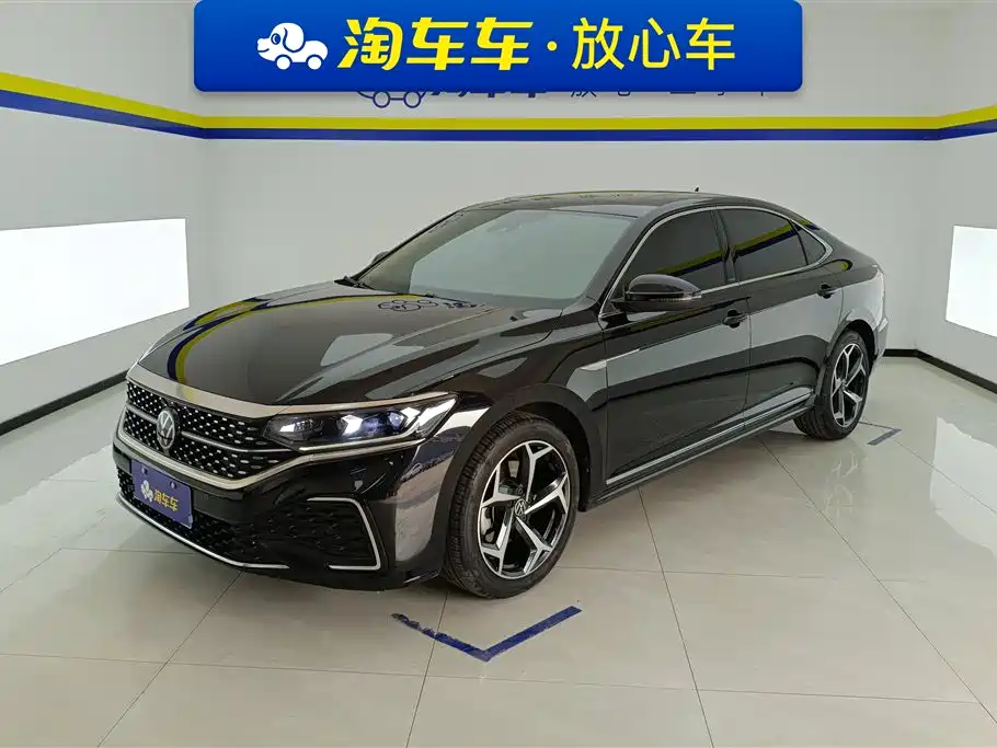 Volkswagen Passat 2023
