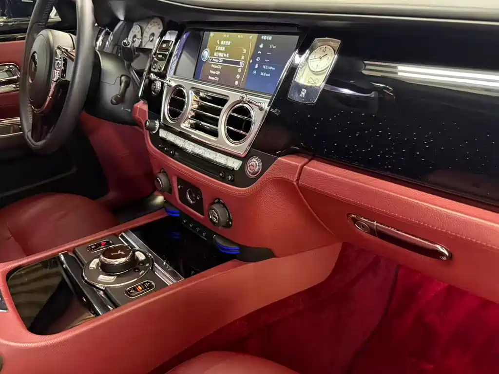 Rolls-Royce Ghost — миниатюра 14
