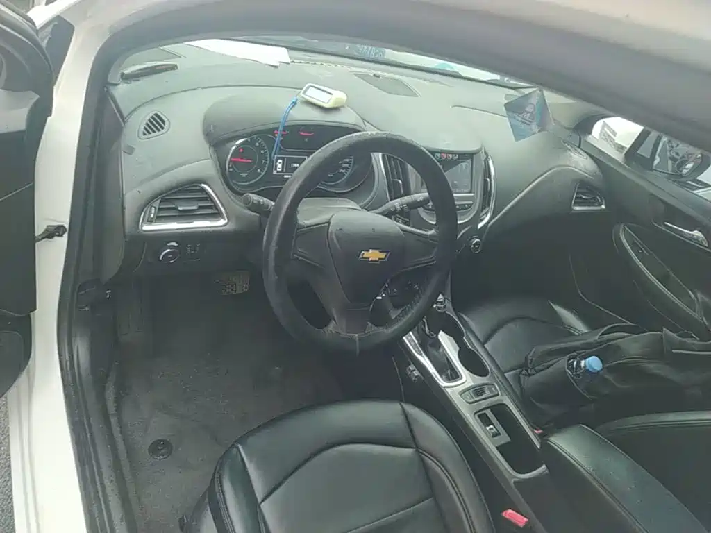 Chevrolet Cruze — миниатюра 10