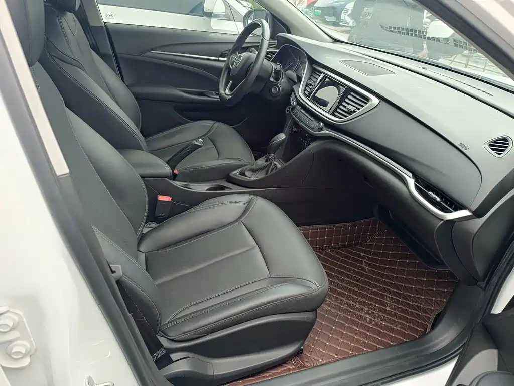 Buick Excelle — миниатюра 13