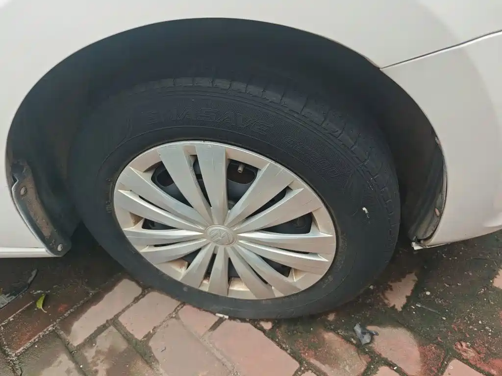Volkswagen Santana — миниатюра 8