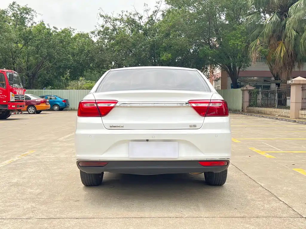 Geely Vision - фото 8
