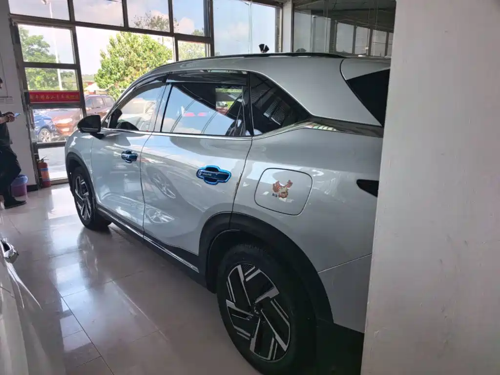 Wuling Xingguang S — миниатюра 5